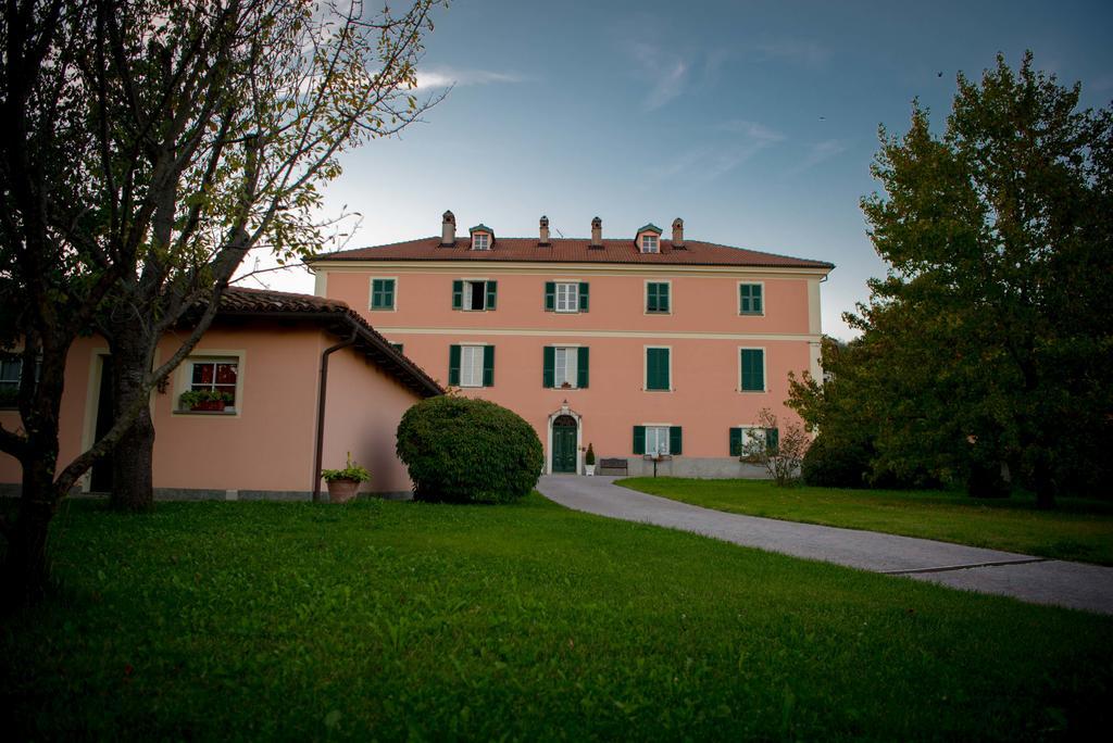 Hotel Se Mi Vuoi Lasciare Carcare Exterior foto